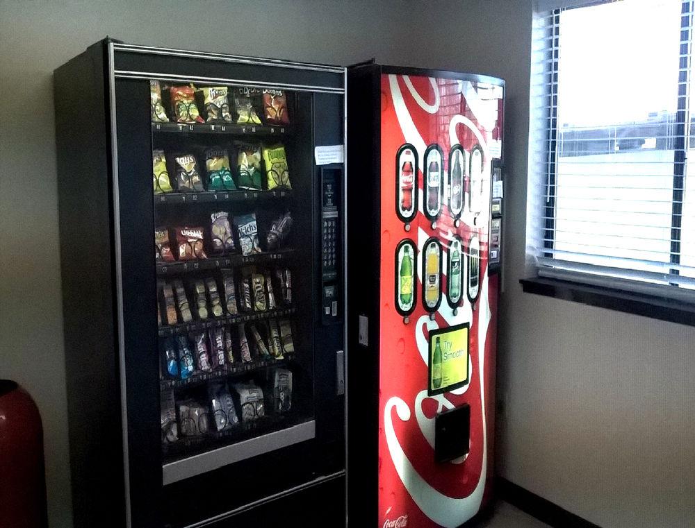 Отель Super 8 By Wyndham Columbus Airport Экстерьер фото