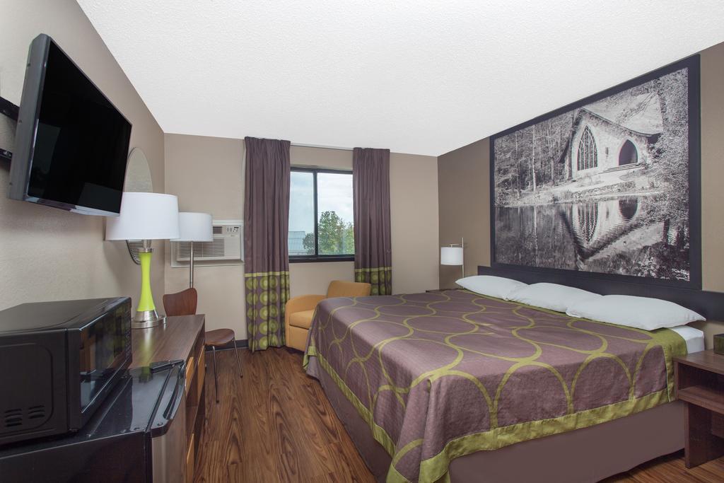 Отель Super 8 By Wyndham Columbus Airport Экстерьер фото