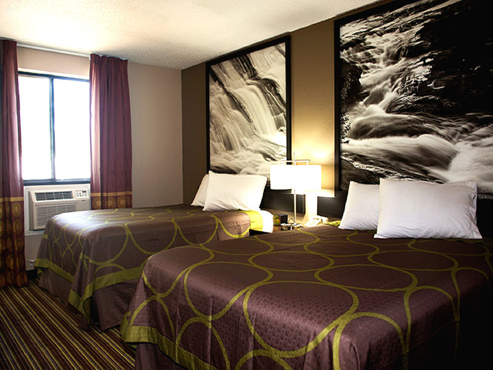 Отель Super 8 By Wyndham Columbus Airport Экстерьер фото